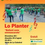 28 i 29 d’agost – Ballant sons emmascarats a la Plaça de l’Absis